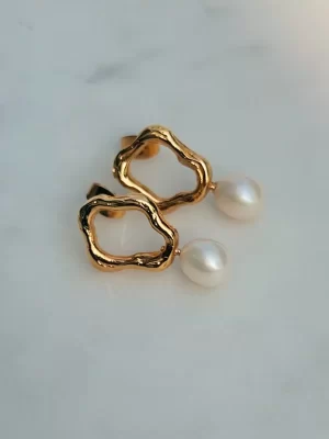 Boundless Gold Plated Pearl Earring